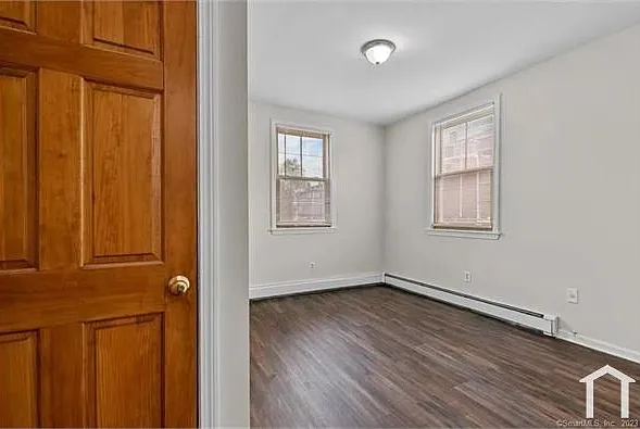 103 Barnum Ave #103B — Photo 8