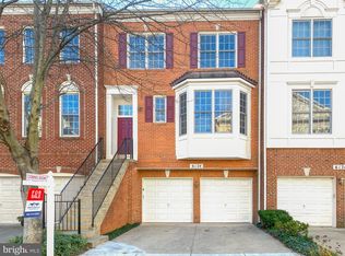 6124 Stonehenge Pl #9, North Bethesda, MD 20852