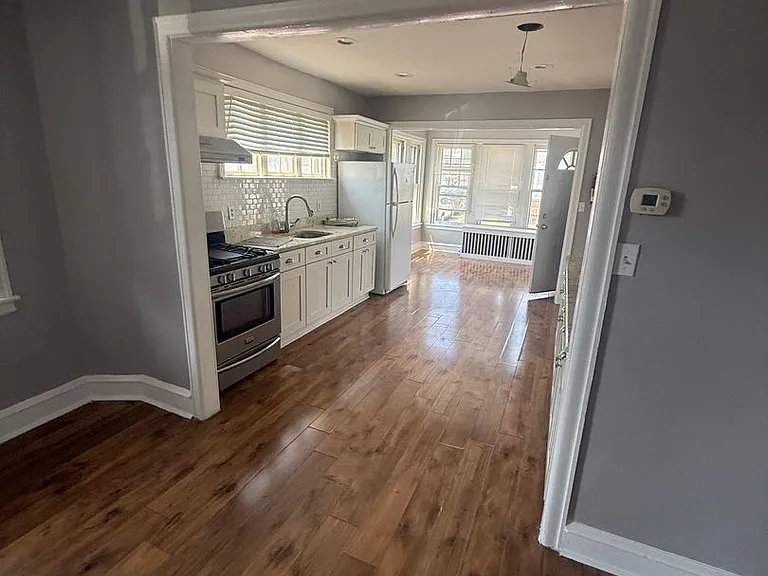 270 Rosemar St #1 — Photo 5