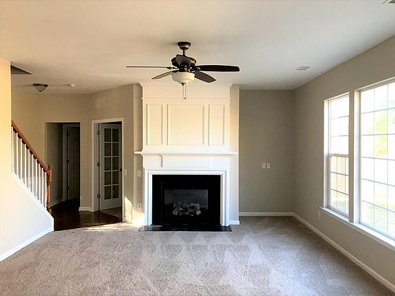 2nd image of 1910 Arbor Crest Ct