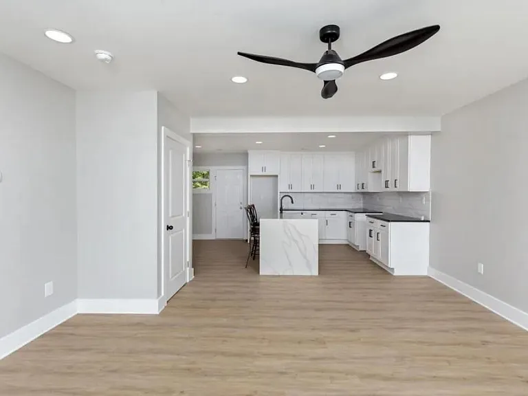 1779 Madrona St NW — Photo 4