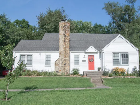 1922 S Jefferson Avenue, Springfield, MO 65807