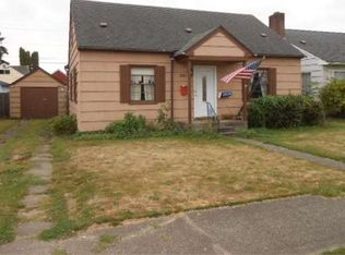 2915 Hemlock St, Longview, WA 98632