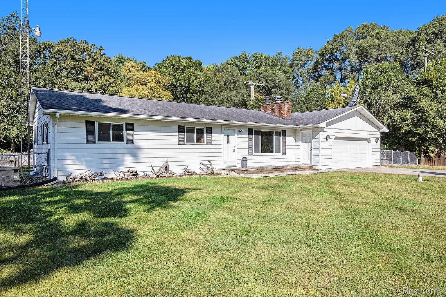 1714 Indian Rd photo 1