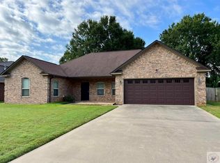 3429 Garrett Ln, Texarkana, TX 75503