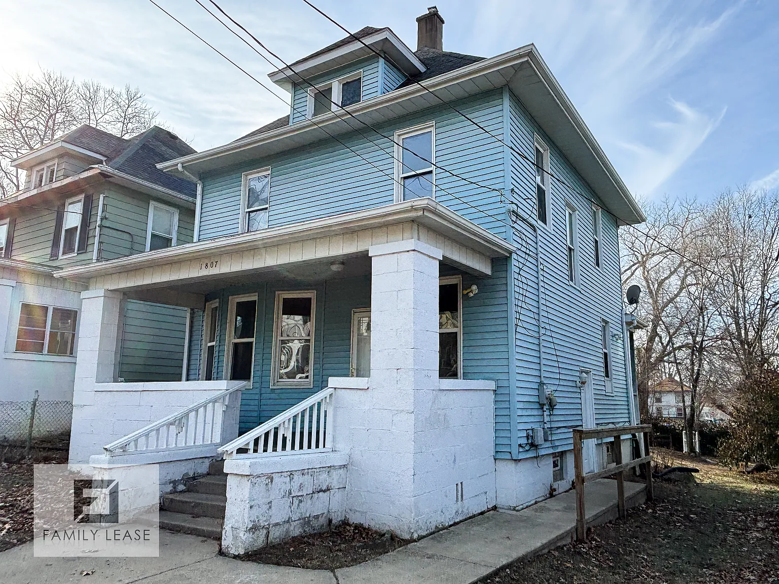 1807 N Bigelow St photo 1