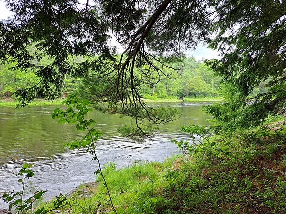 5th image of Friends Lake Rd
