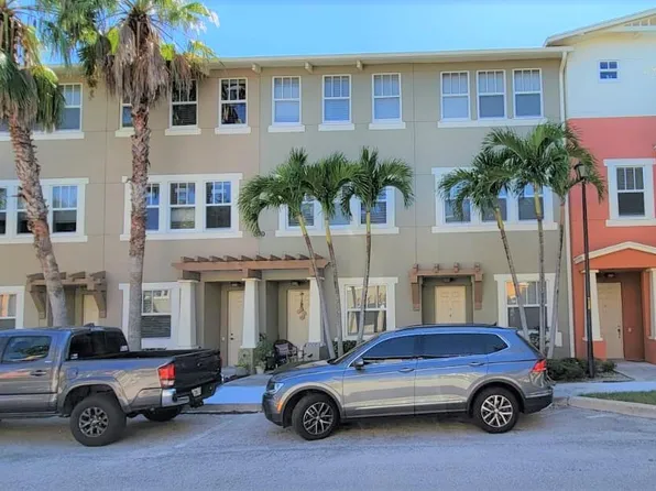 870 Marina Del Ray Ln, West Palm Beach, FL