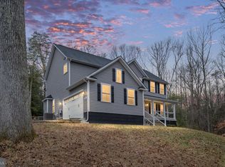 794 White Oak Rd, Fredericksburg, VA 22405