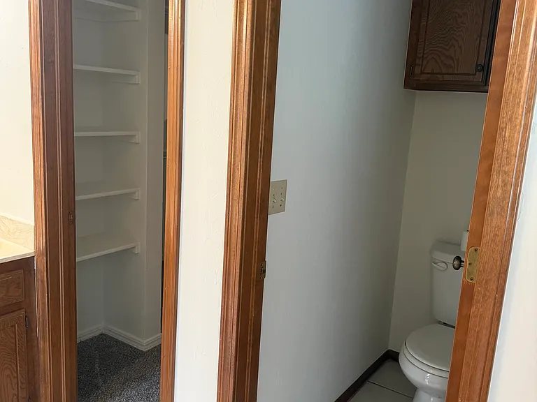 1528 Simon Ave — Photo 5