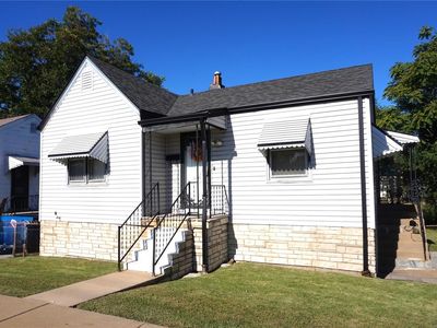 5749 Jennings Station Rd, Saint Louis, MO, 63136