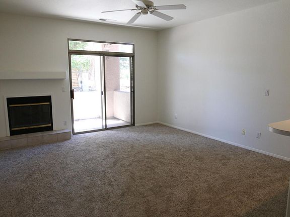 3rd image of 985 E Mingus Ave