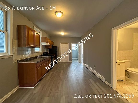 4th image of 95 Wilkinson Ave #1M