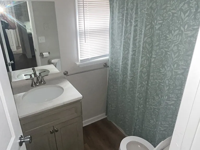 2913 N Avalon Pl — Photo 8