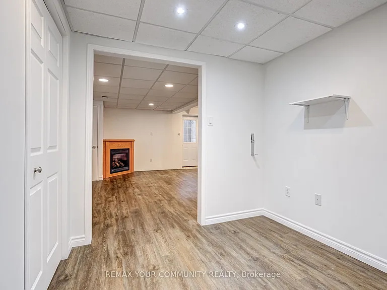 47 McVeigh Dr #LOWER — Photo 6