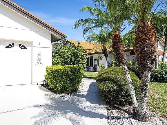 4th image of 4241 Timberline Blvd