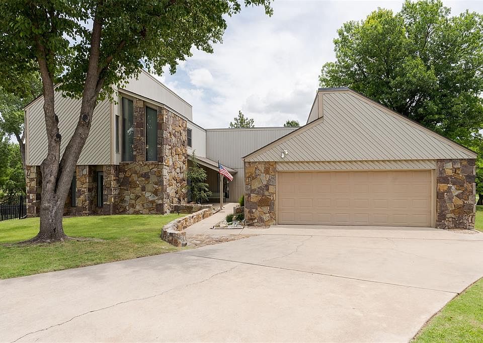 1st image of 6200 Olde Harwick Cir