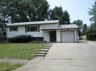 5907 Cloverleaf Dr, Indianapolis, IN 46241