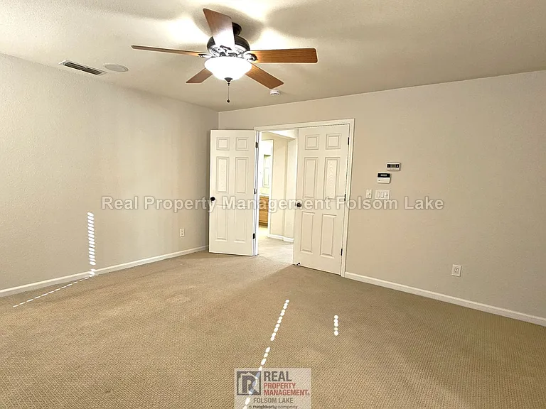 4446 Menaggio Way — Photo 21