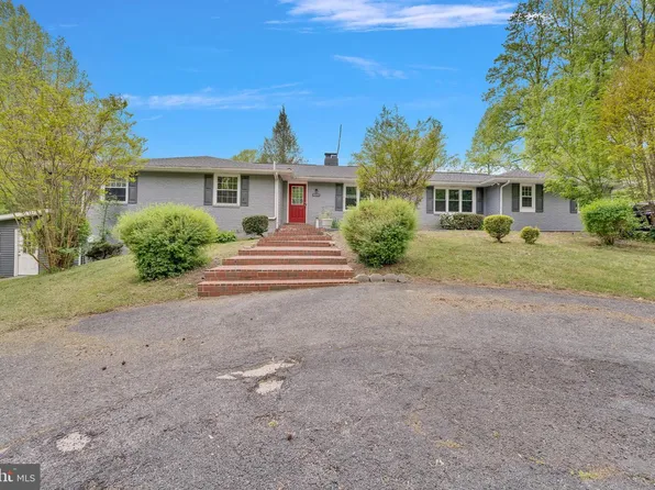 6201 Curtis Rd, Upper Marlboro, MD 20772