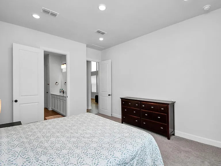 1538 Park Path Dr — Photo 15