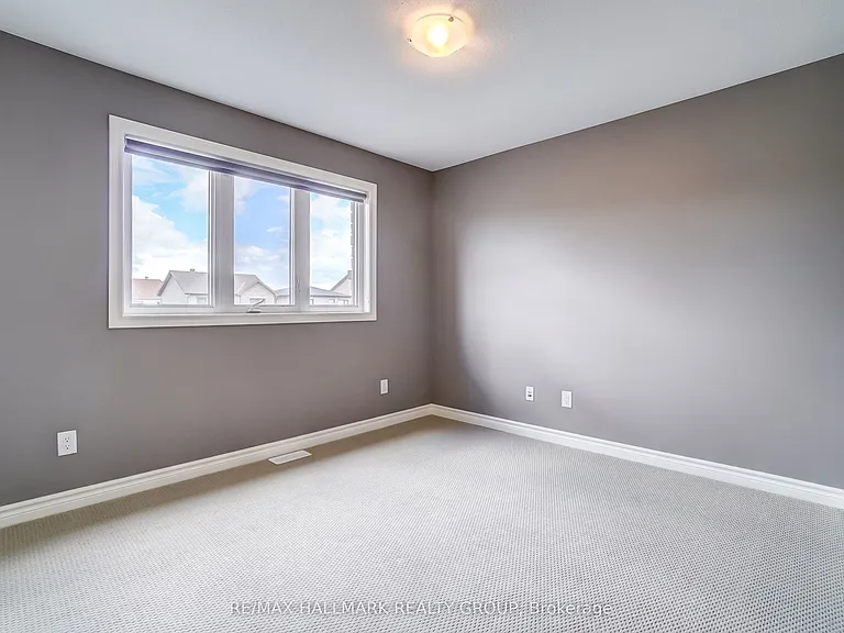 1110 Beckett Cres — Photo 21