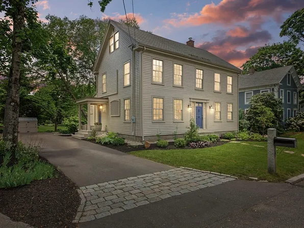 165 Main St, West Newbury, MA 01985