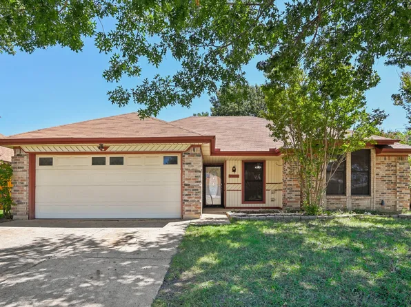 7204 Kary Lynn Dr E, Watauga, TX 76148