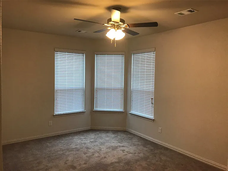 353 Lead Creek Dr — Photo 3