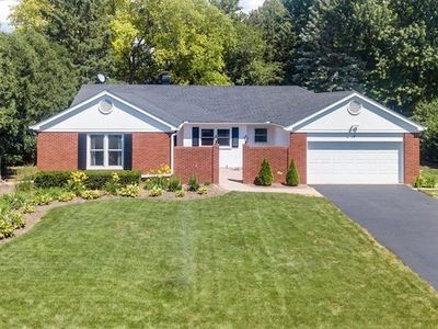 4 Hatherley Ct, Sugar Grove, IL, 60554