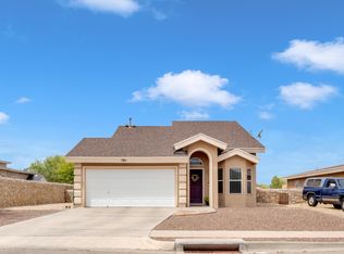 780 Desert Spring Dr, Horizon City, TX 79928