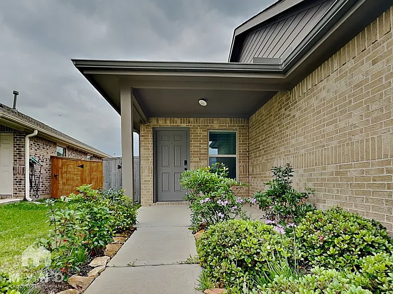 26815 Wilderye Cove Ln — Photo 2
