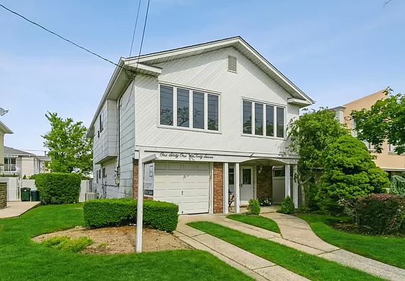 2nd image of 161-47 85th St