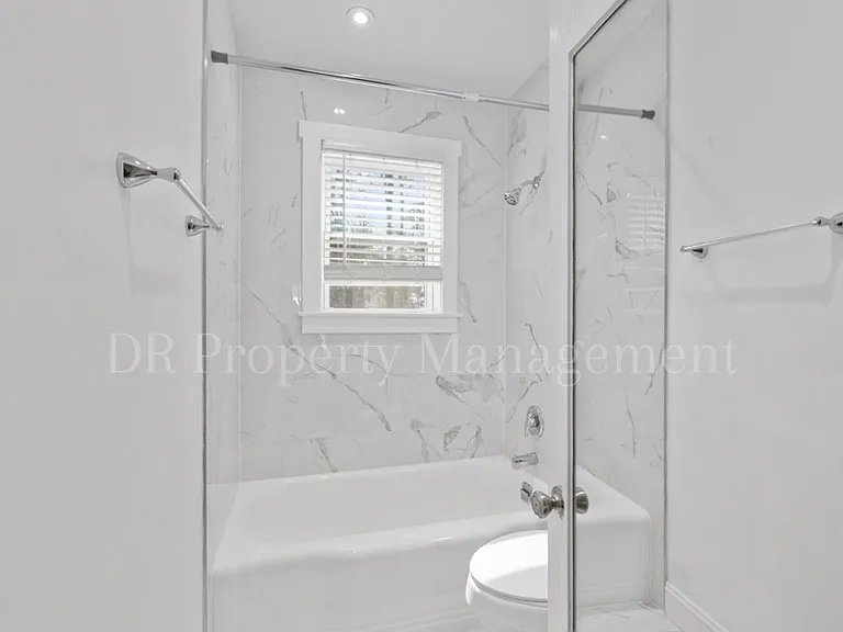 319 Forest Hill Ave — Photo 8