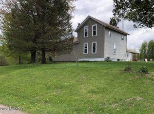 66599 Red Arrow Hwy, Hartford, MI 49057