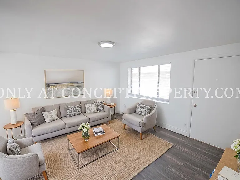 227 E St — Photo 58