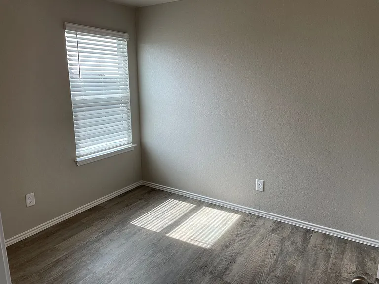 12905 Candace Way — Photo 8