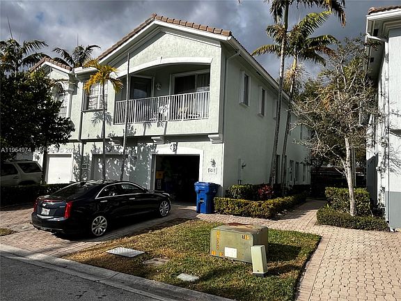 4th image of 3021 Laurel Ridge Cir