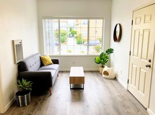 445 40th St APT 2, Oakland, CA 94609