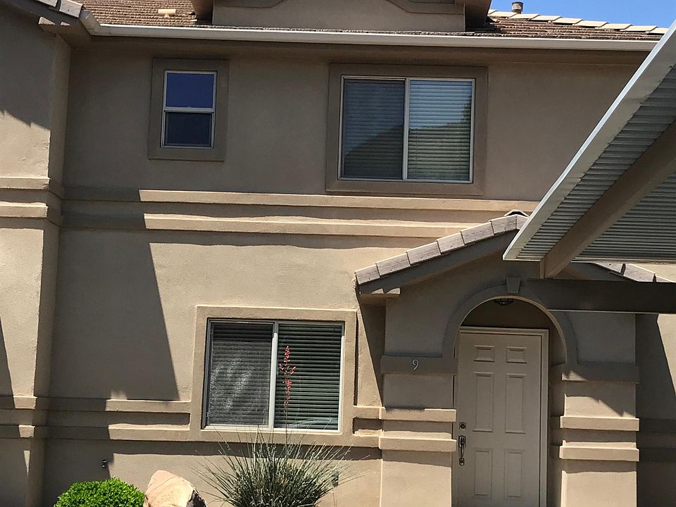 Front of Townhome