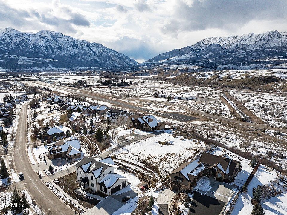 1st image of 6363 Willow Creek Rd #127