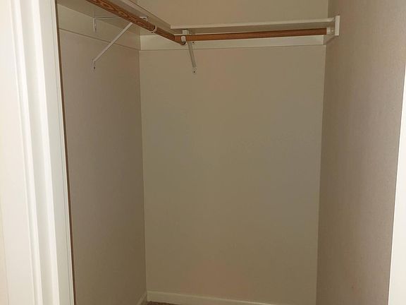5th image of 7612 NE 34th Ave APT 3A