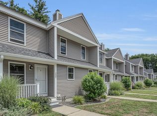 204 Bayberry Hill Ln #204, Leominster, MA 01453