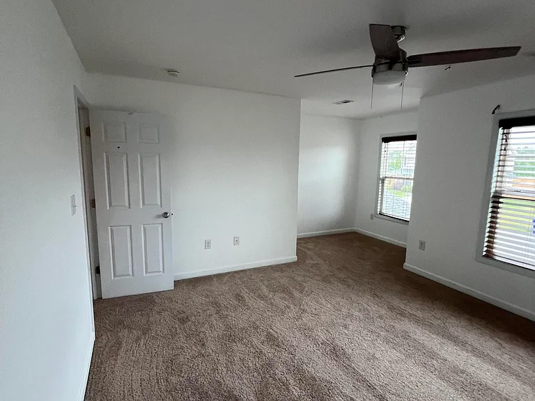 608 Cheltenham Dr — Photo 27