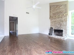 2710 Burleson Rd, Austin, TX 78741