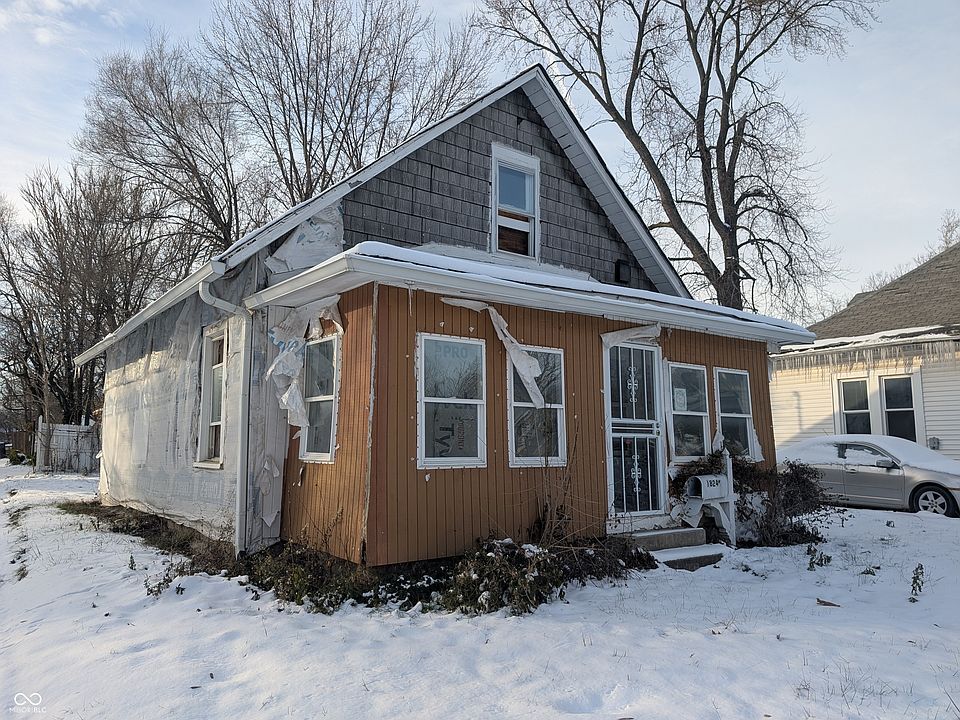 1st image of 1824 N Parker Ave