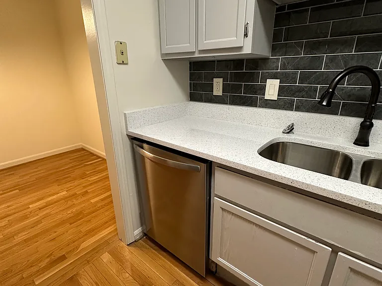 2118 Acklen Ave #64 — Photo 16