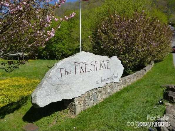 43 Rons Rdg, Waynesville, NC 28785