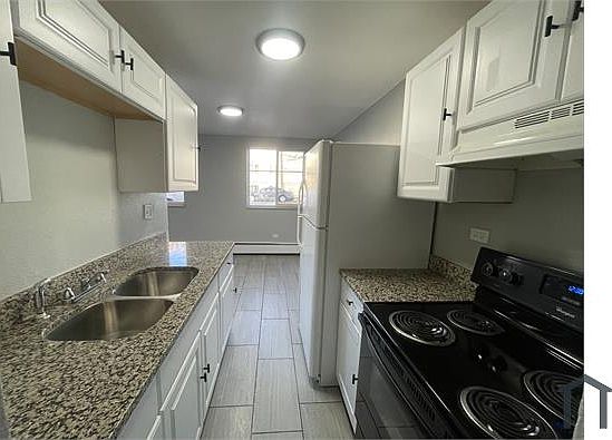 1st image of 1590 Clinton St APT 2