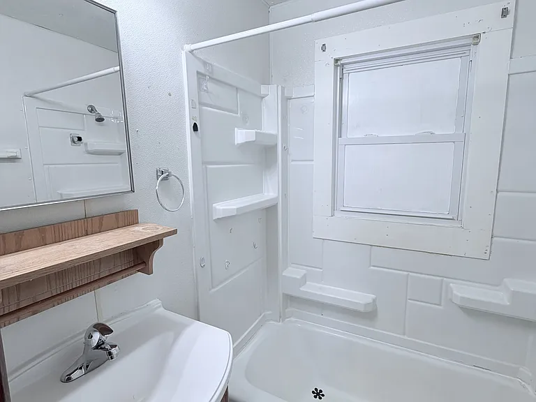 6793 Edwards Ave — Photo 10